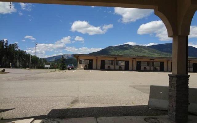 Photo of Others in Grande Cache
