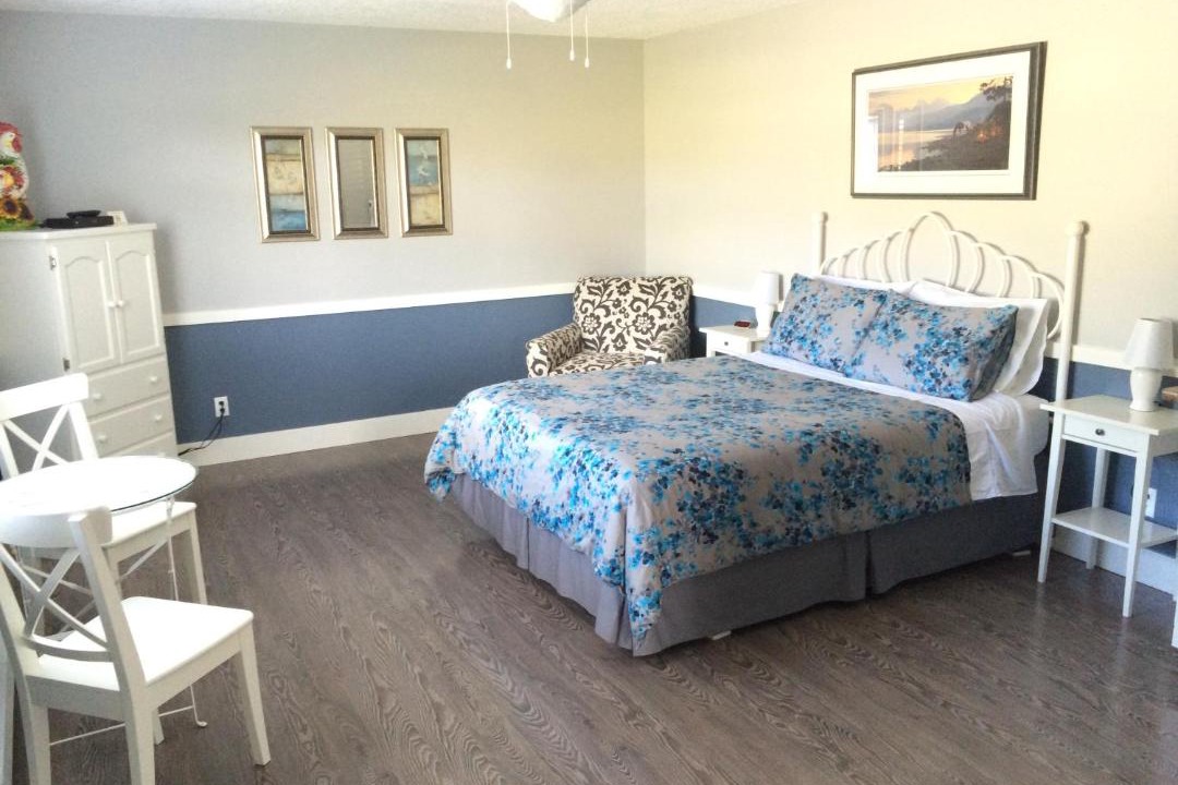Photo of Bedroom in Brentwood Bay
