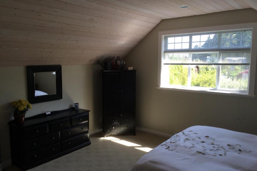 Photo of Bedroom in Brentwood Bay