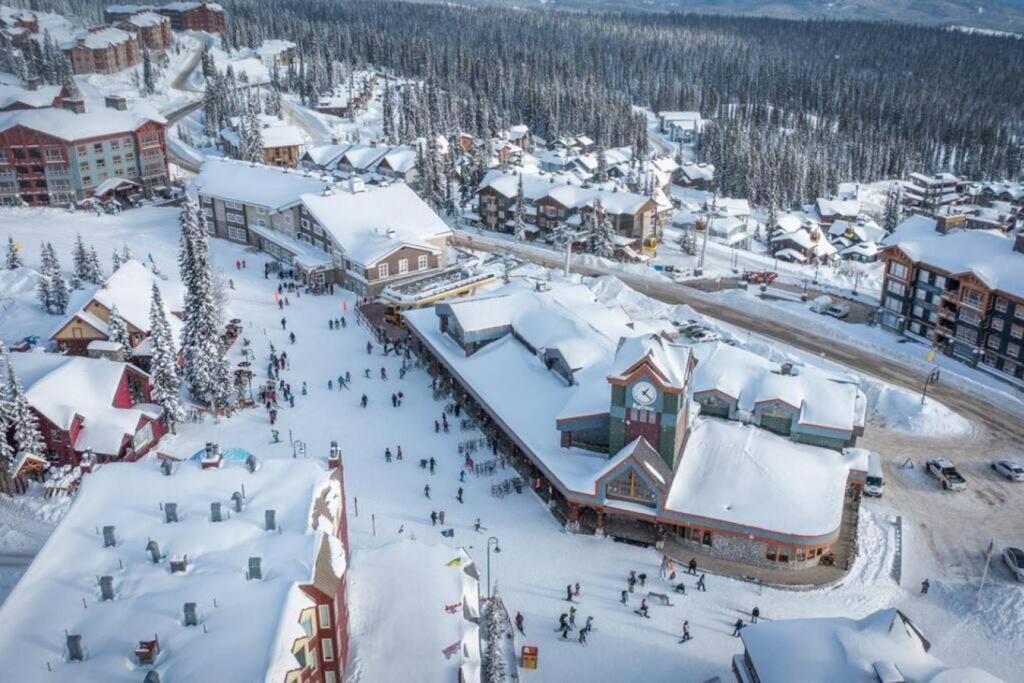 Photo of Others in Snow Pine Estates