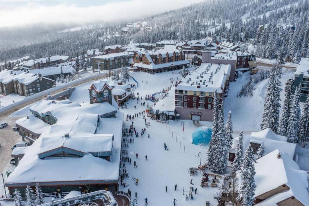Photo of Others in Snow Pine Estates