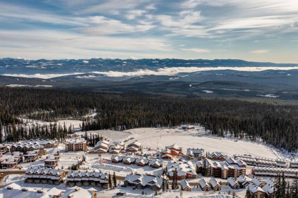 Photo of Others in Snow Pine Estates