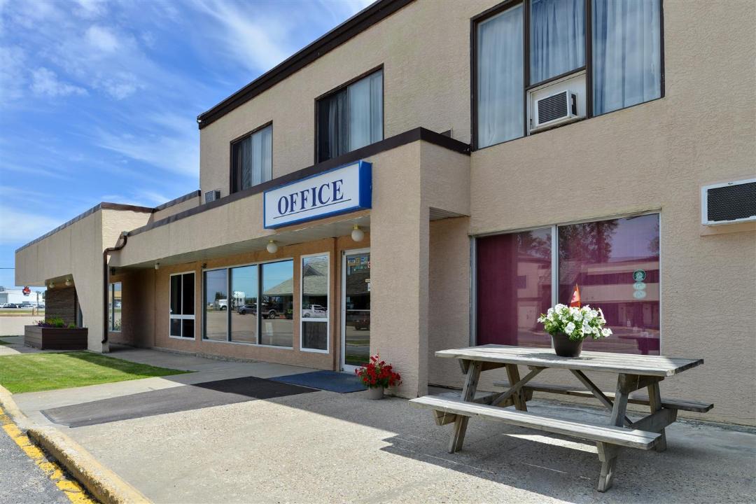 Photo of Others in Whitecourt