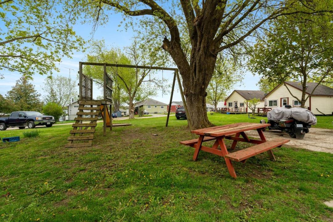 Photo of Others in Otonabee-South Monaghan