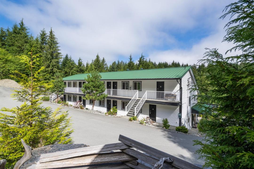 Photo of Others in Port Renfrew