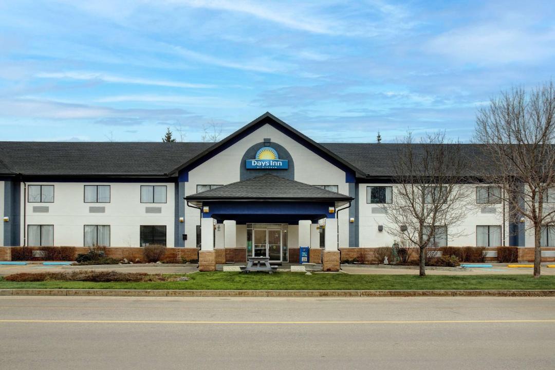 Photo of Others in Whitecourt