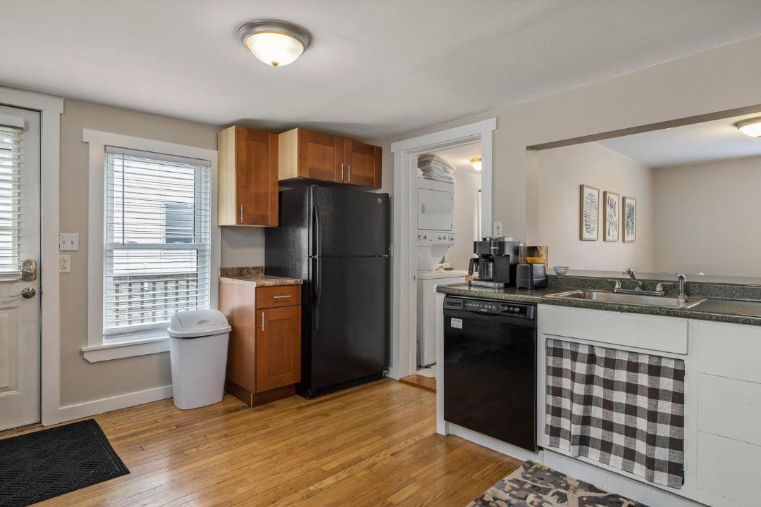 Photo of Others in Munjoy Hill