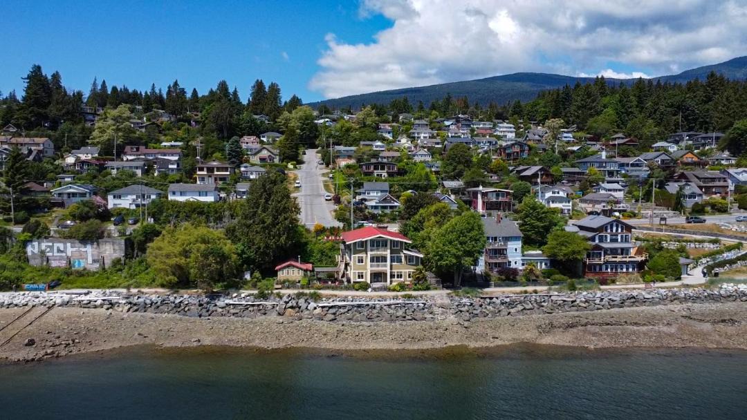 Photo of Others in Gibsons