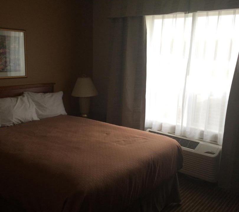 Photo of Bedroom in Fox Creek