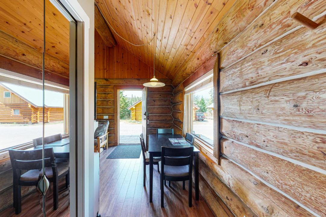 Photo of Livingroom in Lac Le Jeune