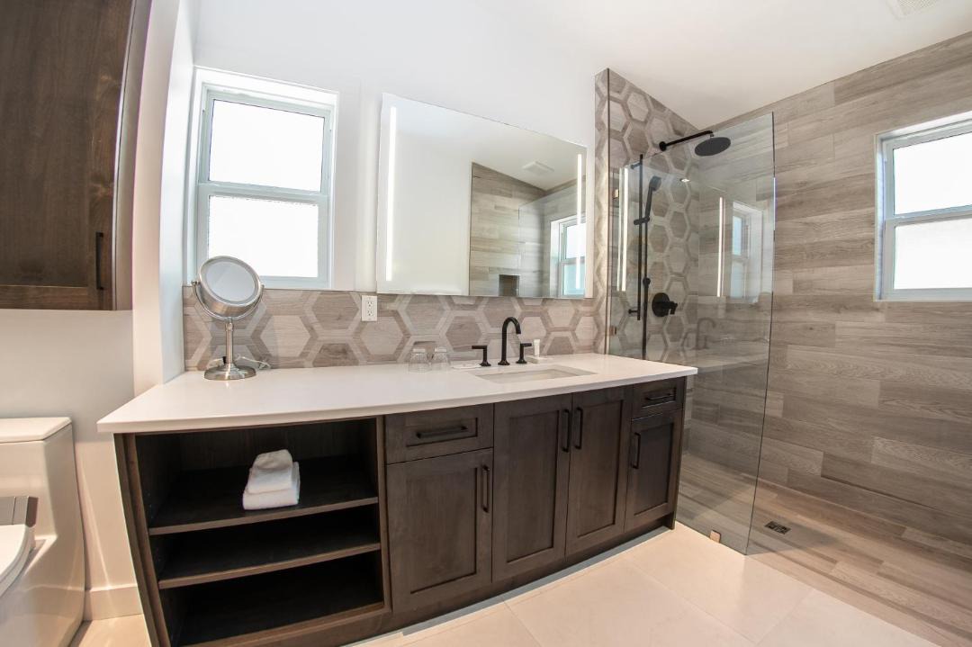 Photo of Bathroom in Nakusp