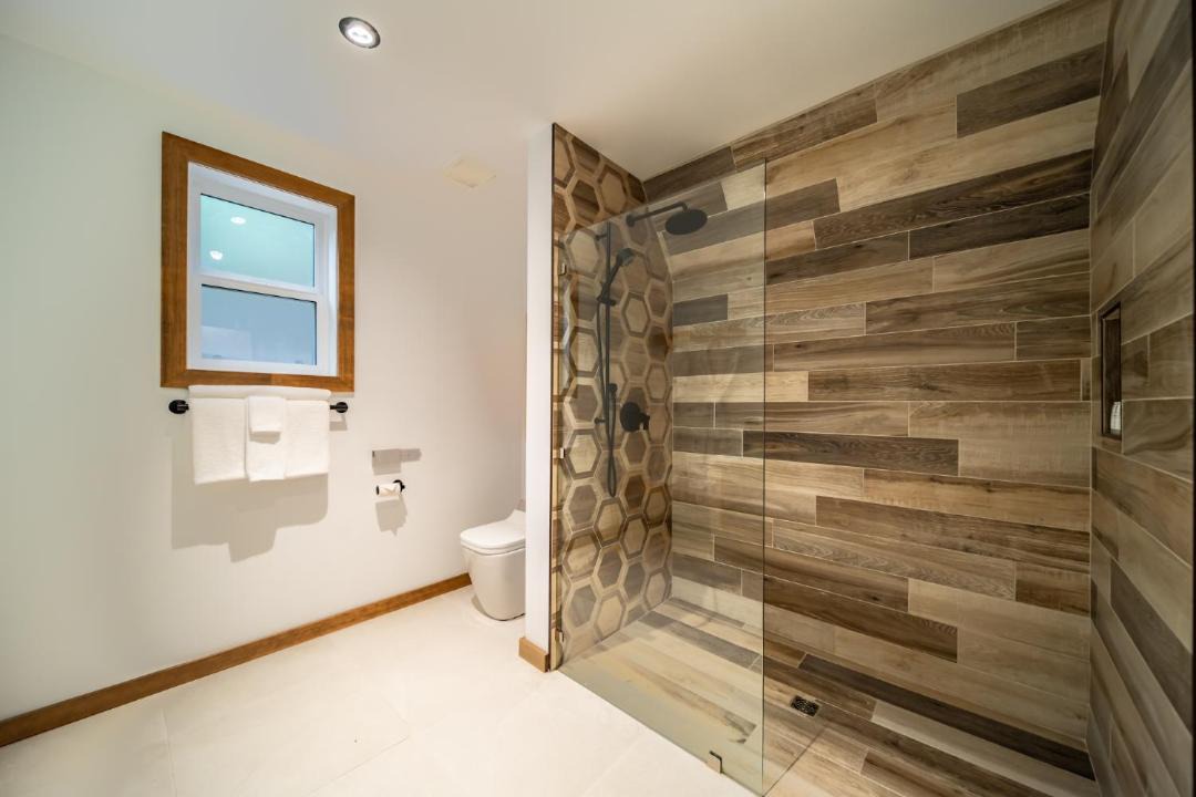 Photo of Bathroom in Nakusp
