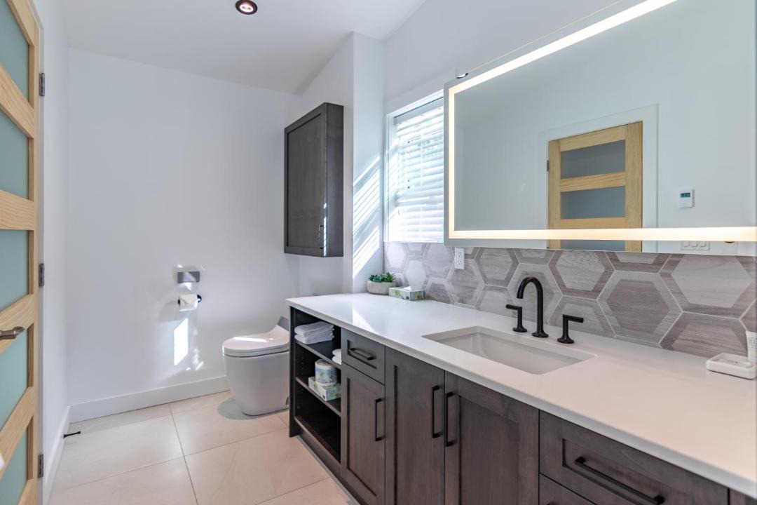 Photo of Bathroom in Nakusp