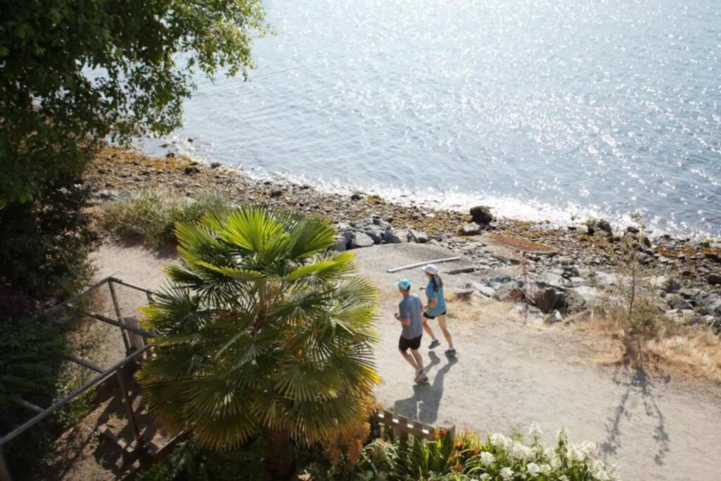 Photo of Others in Gibsons