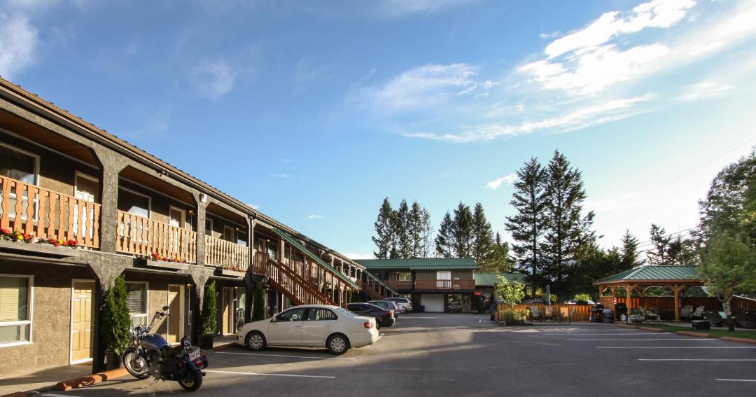Photo of Others in Radium Hot Springs