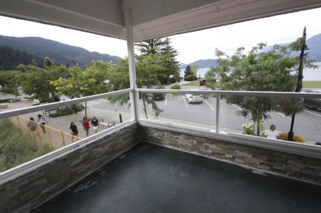 Photo of Patio Balcony in Harrison Hot Springs