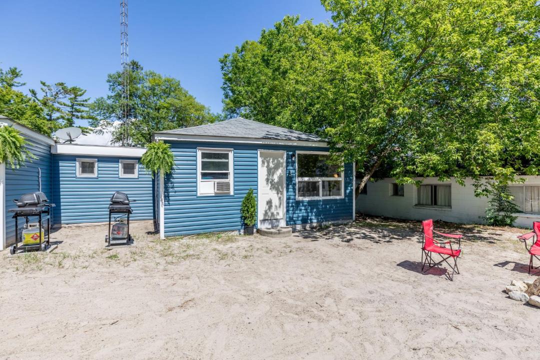 Photo of Others in Wasaga Beach
