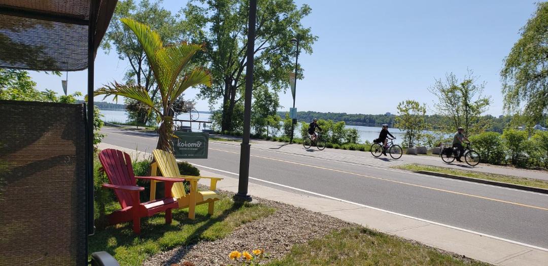 Photo of Others in Downtown Gatineau