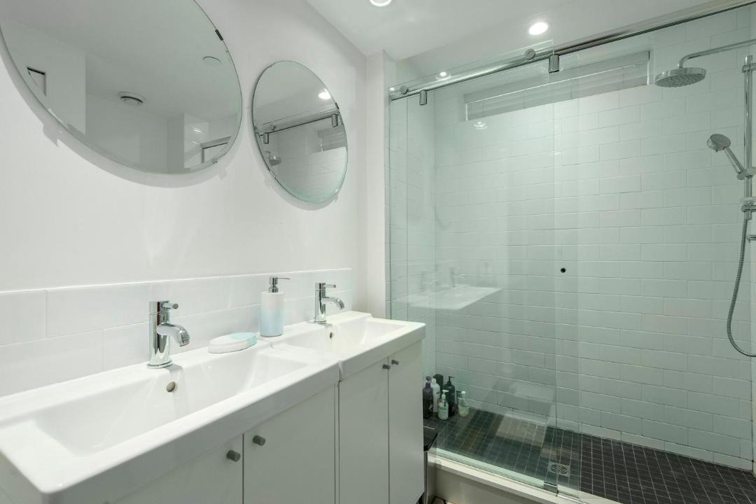 Photo of Bathroom in West Point Grey