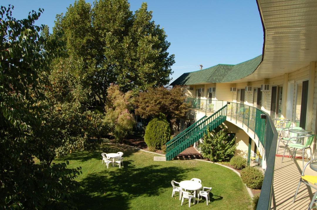 Photo of Others in Okanagan-Similkameen