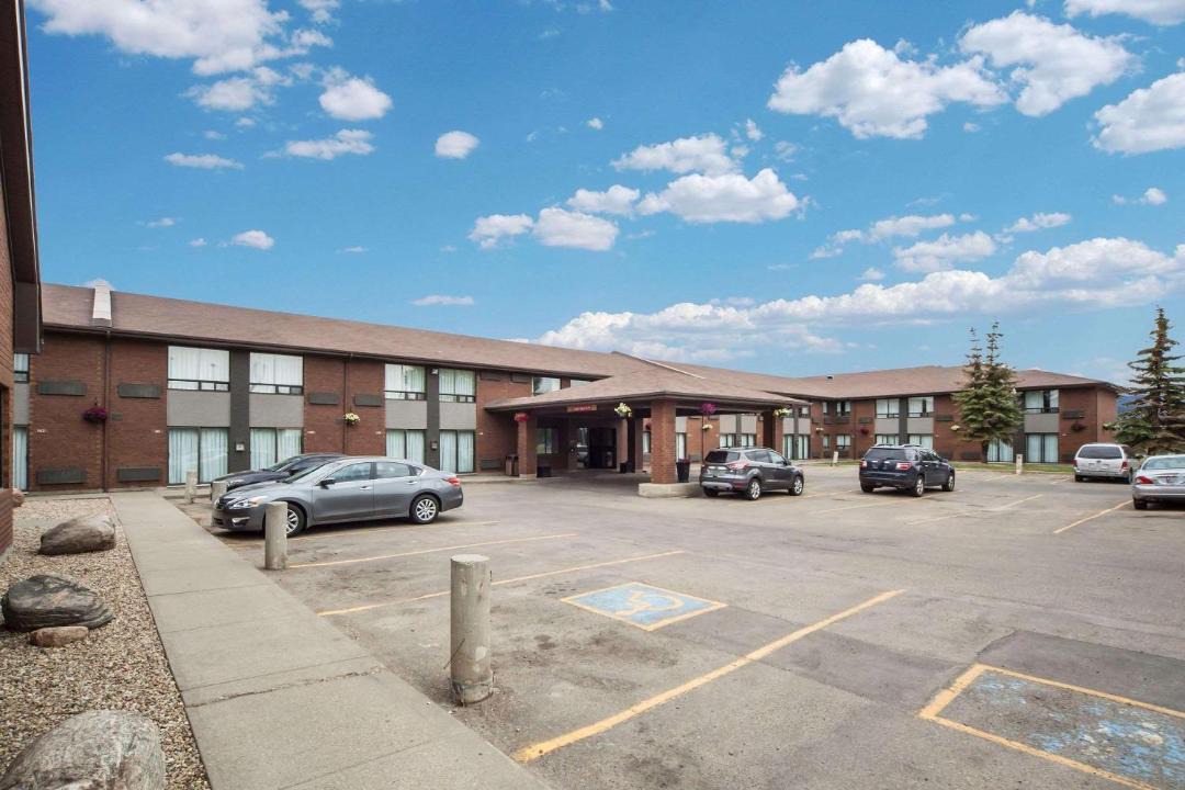 Photo of Others in West Edmonton
