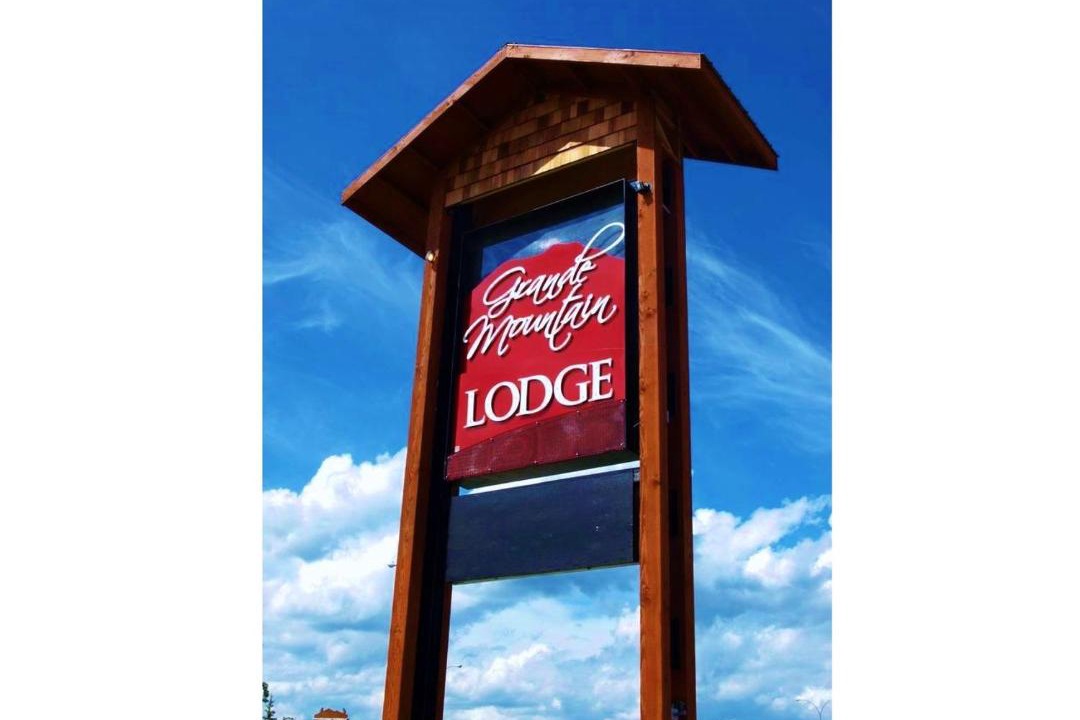 Photo of Others in Grande Cache