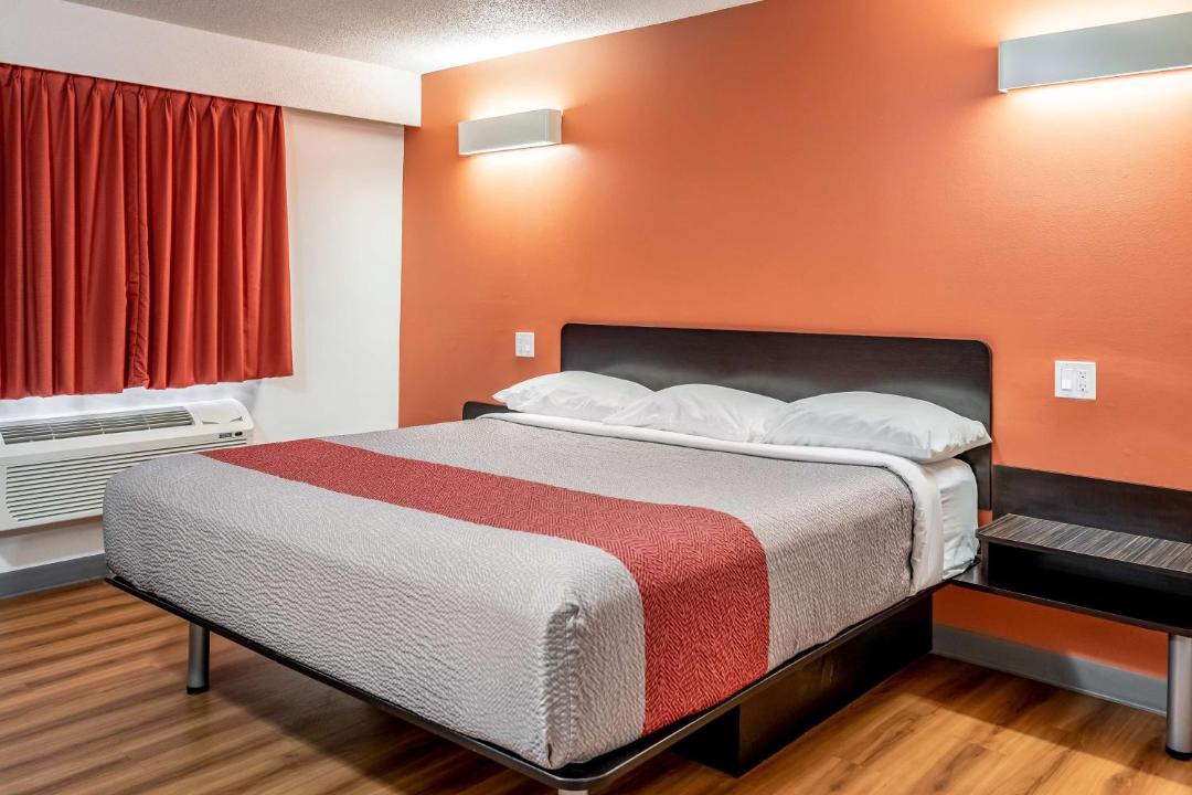 Photo of Bedroom in Fort Nelson