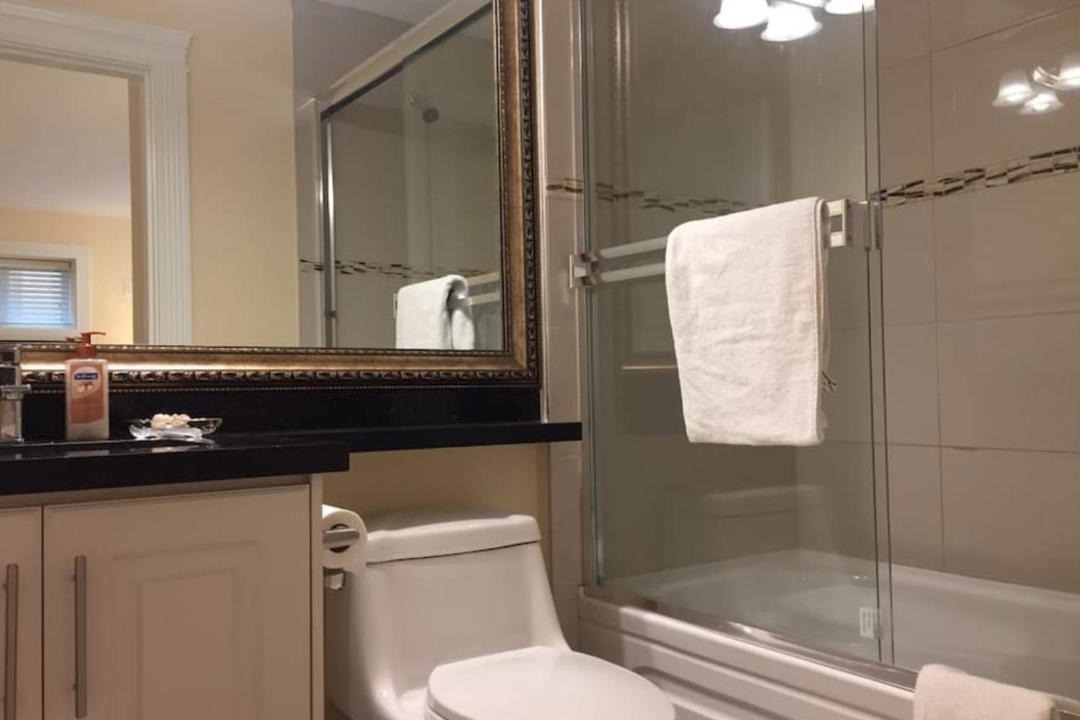 Photo of Bathroom in Renfrew-Collingwood