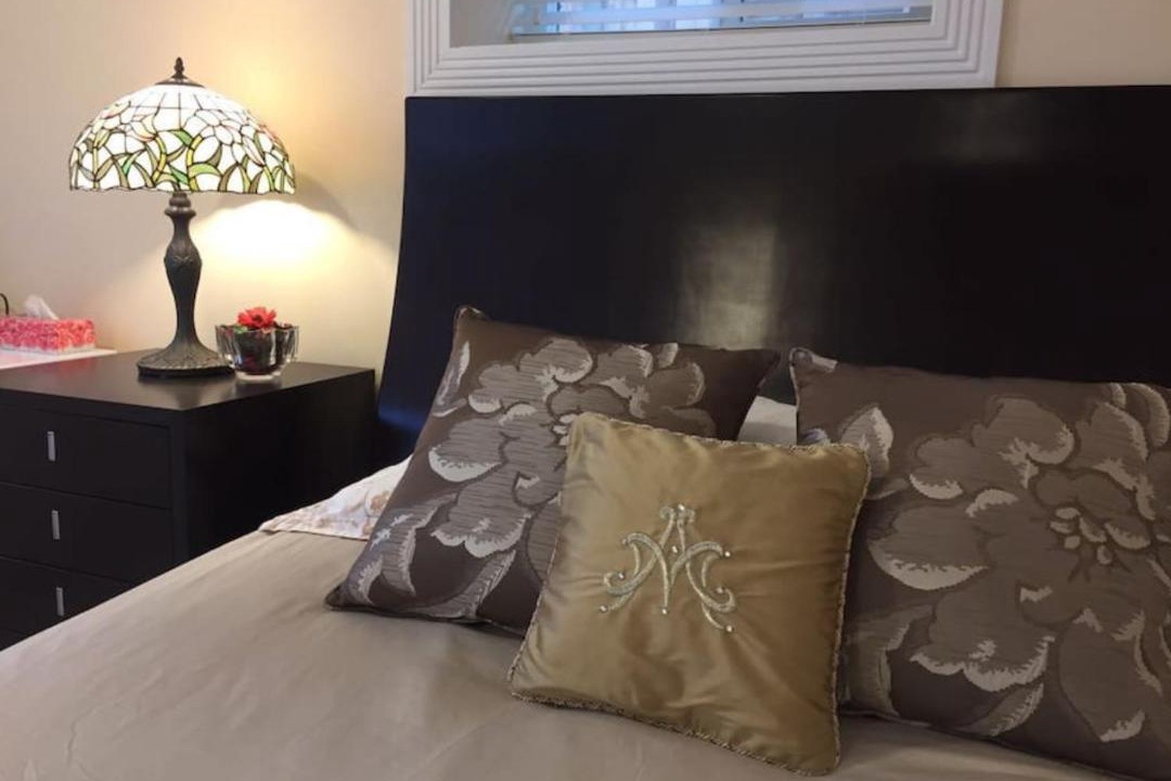 Photo of Bedroom in Renfrew-Collingwood