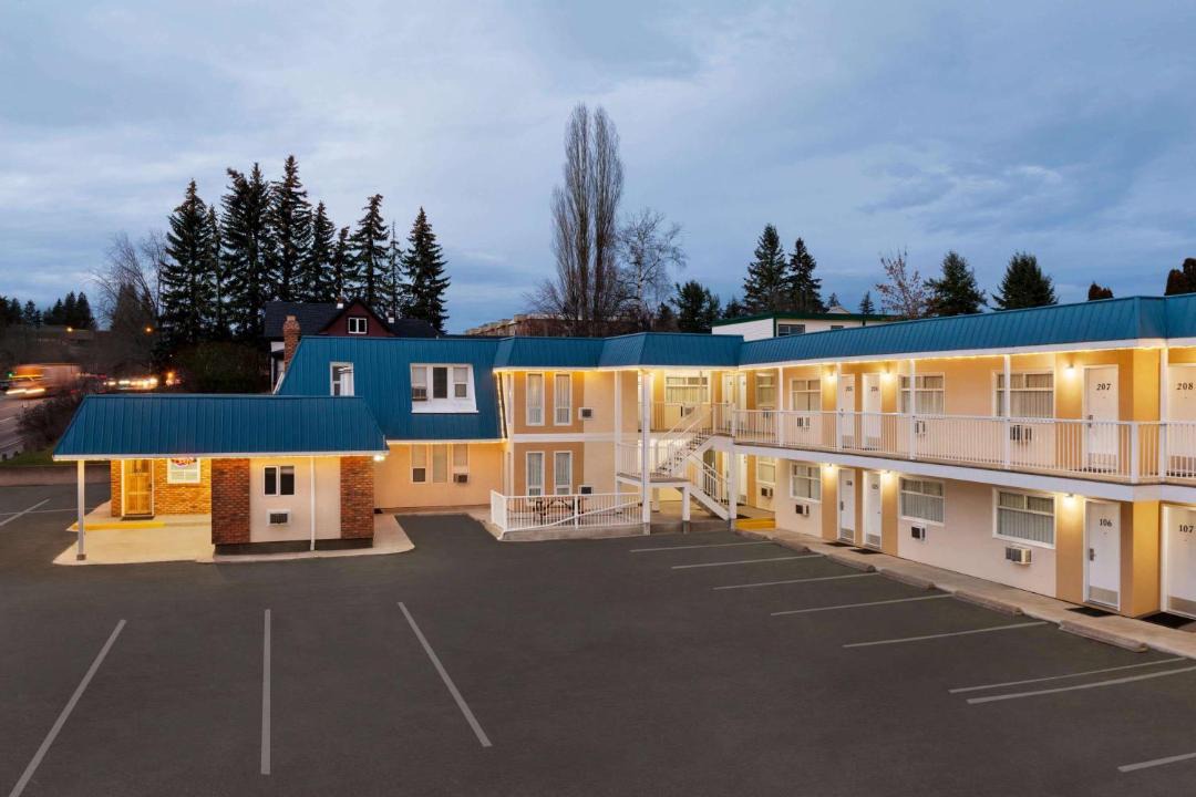 Photo of Others in Quesnel