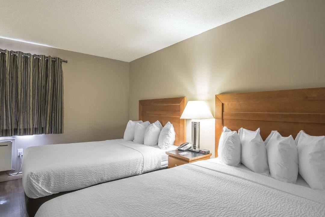Photo of Others in West Edmonton