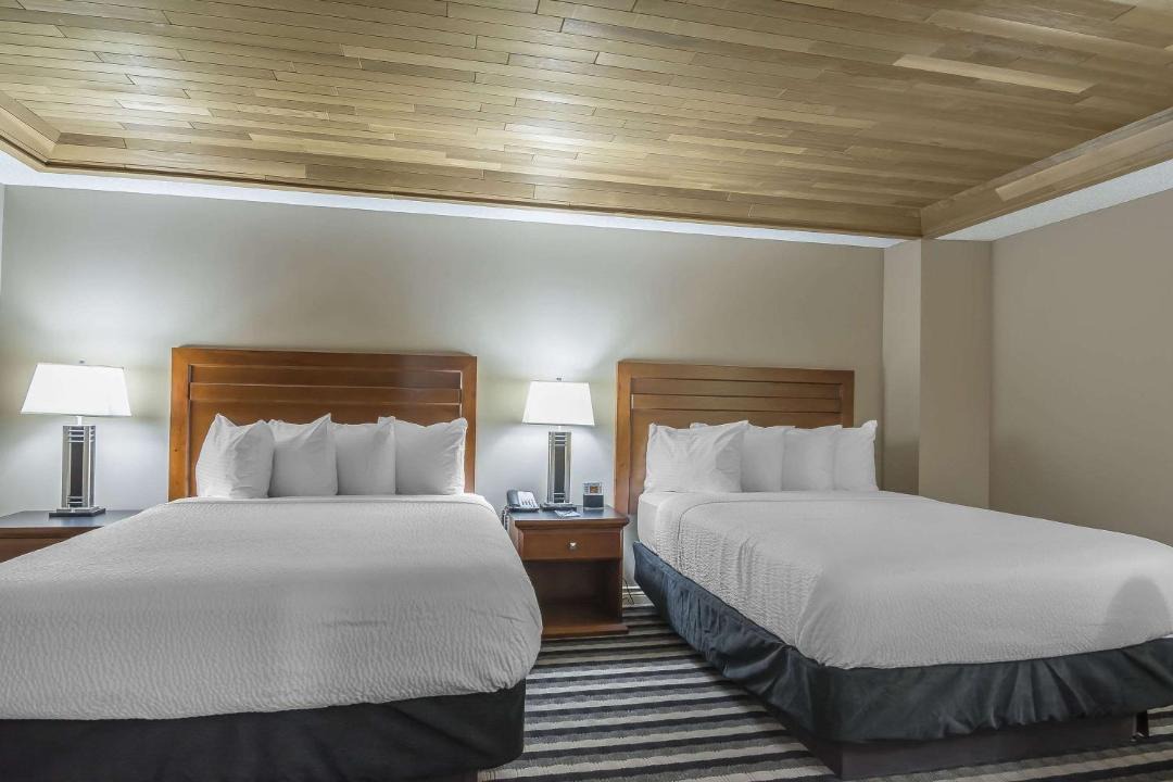 Photo of Others in West Edmonton
