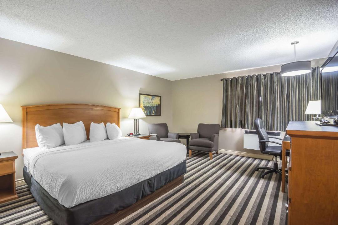 Photo of Others in West Edmonton