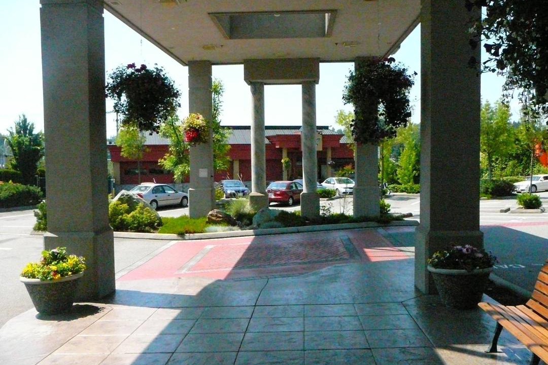 Photo of Others in McMillan