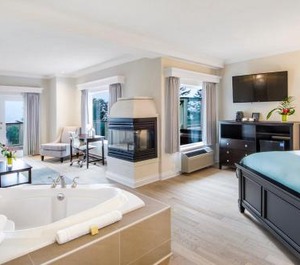 Villa Eyrie Resort 