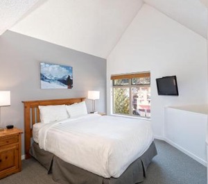 Peak Lodge Whistler 