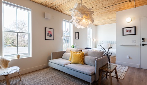King Suite 2201