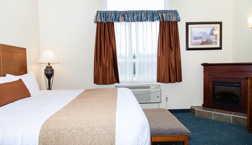Superior Room, 1 King Bed, Jetted Tub