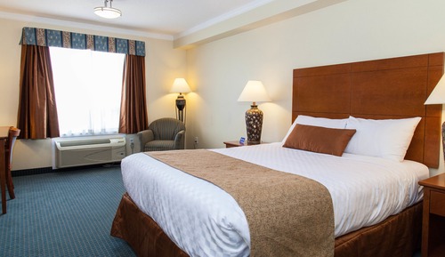 Standard Room, 1 Queen Bed