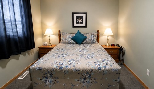 Economy Room