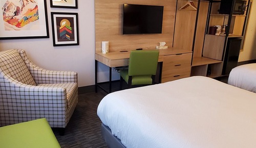 Two Queen Lodge Room - (Not Pet Friendly)