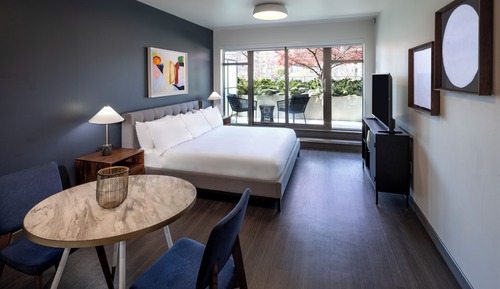 Suite, 2 Bedrooms, Non Smoking, 2 Bathrooms