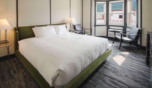 Premium Room, 1 King Bed (Coast)