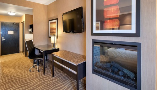 Suite, 1 King Bed, Non Smoking, Fireplace (with Sofabed)