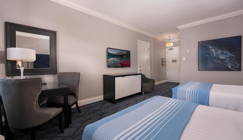Standard Room, 2 Queen Beds, Non Smoking, Partial Ocean View (Prestige Floor)