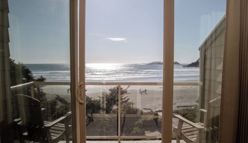 Deluxe Room, 1 King Bed, Beachside