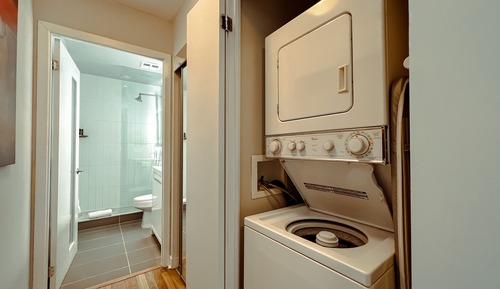 Junior Suite - CN Tower View