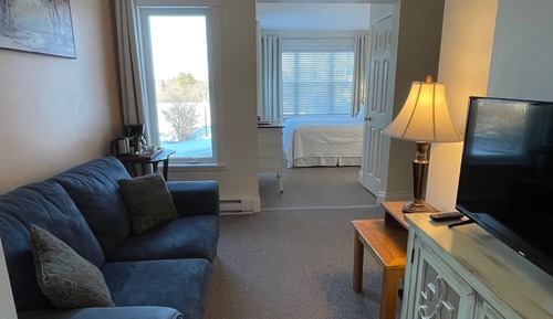 Exclusive Double Room, Ensuite, Bay View