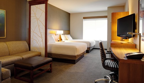 Room, Multiple Beds (High Floor)