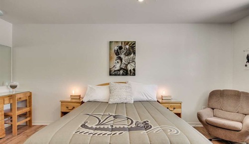 Standard Room, 1 Queen Bed